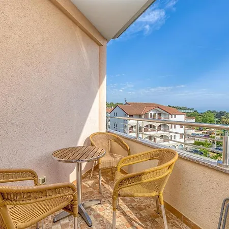 Sunrise Apartments Rovinj Extérieur photo