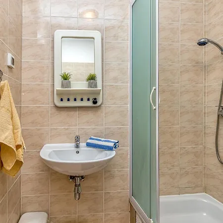 Sunrise Apartments Rovinj Extérieur photo