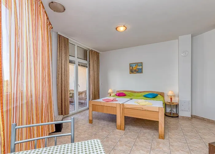 Sunrise Apartments
